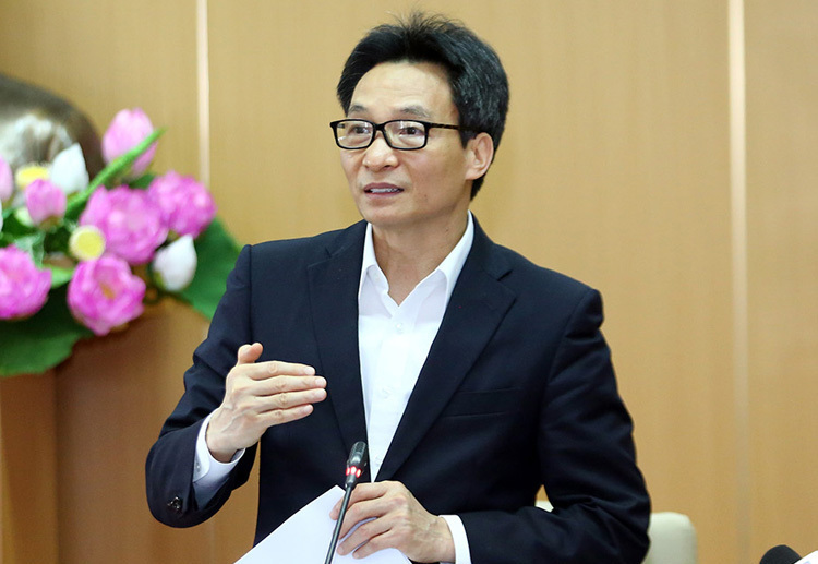 Phó thủ tướng: 'Cuộc chiến chống Covid-19 còn ở phía trước' Phó thủ tướng: 'Cuộc chiến chống Covid-19 còn ở phía trước'