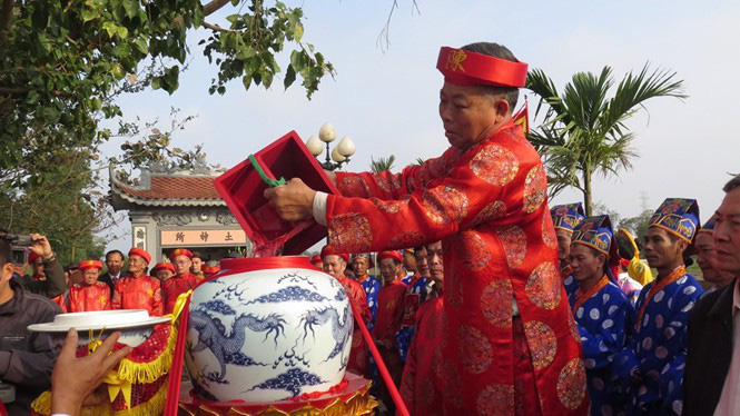 Nam Định thông báo dừng lễ hội khai ấn đền Trần: Sự cẩn trọng hợp lý trong tình hình dịch Covid-19 - Ảnh 3.