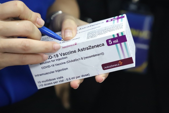 Việt Nam ghi nhận ca tử vong đầu tiên sau tiêm vắc-xin phòng Covid-19 - Ảnh 1. Việt Nam ghi nhận ca tử vong đầu tiên sau tiêm vắc-xin phòng Covid-19 - Ảnh 1.