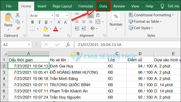 Nhấn chọn Data trên Excel
