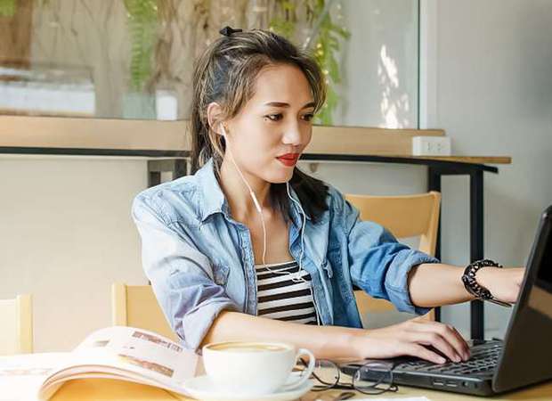 5 công việc freelancer được giới trẻ săn lùng: Thu nhập lên tới 30 triệu đồng/tháng, nhưng cẩn thận các nhược điểm này - Ảnh 2. 5 công việc freelancer được giới trẻ săn lùng: Thu nhập lên tới 30 triệu đồng/tháng, nhưng cẩn thận các nhược điểm này - Ảnh 2.